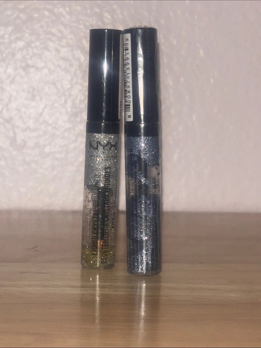 NYX Liquid Crystal Eyeliner - Shade Pewter and Crystal Silver